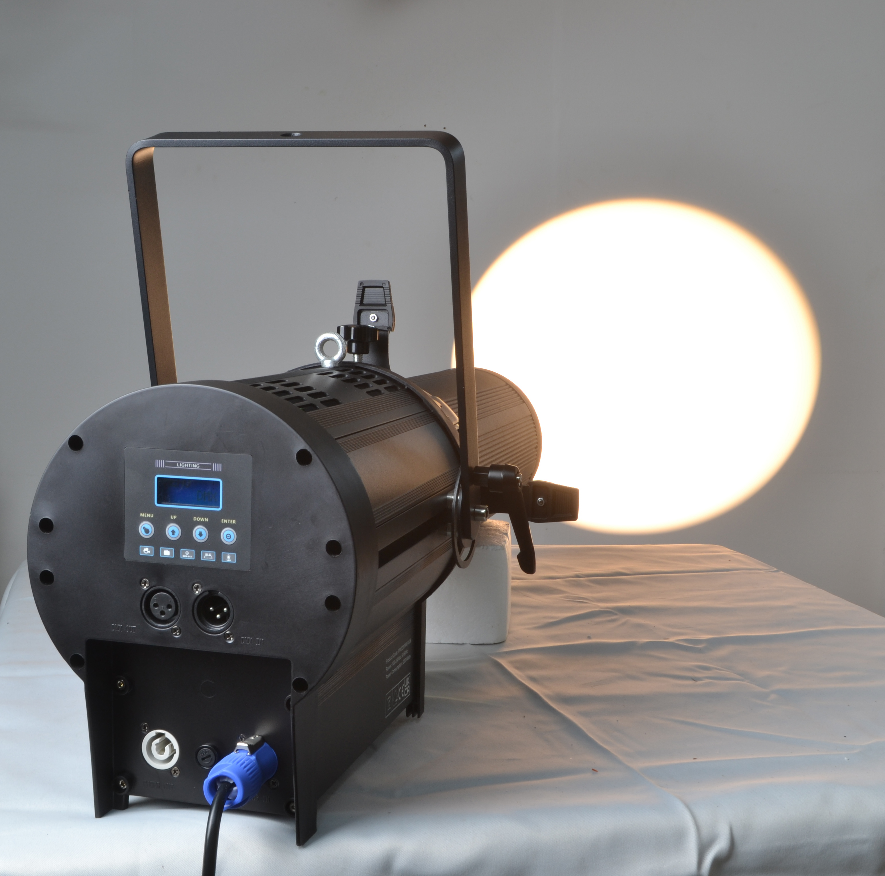 Lanterne Profil Zoom CCT Silhouette 15/30 Degrés - Projecteur Scène - Occasion
