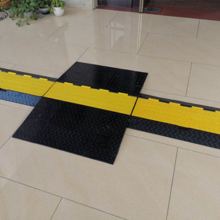 5 Channel Cable Ramp for Wheelchair Ac 