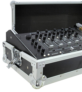 6U Lighting Controller Flightcase  545%2 