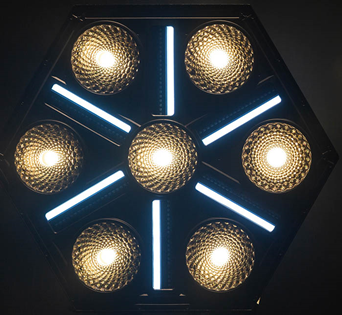 BTX-Skyran LED Effects Light with Blinde 